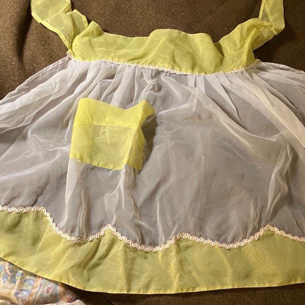 1960’s vintage sheer apron yellow white gold